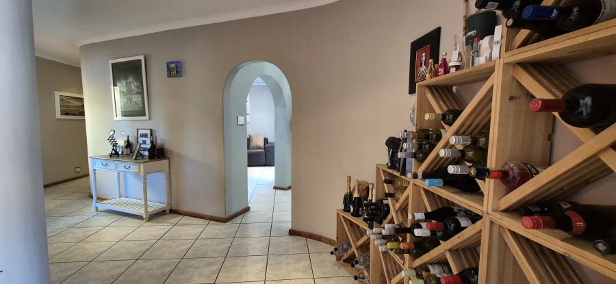 5 Bedroom Property for Sale in Table View Western Cape